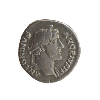 Denarius, Antoninus Pius (86–161; Roman emperor 138–161) — obverse: head of Antoninus Pius in a