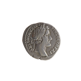 Denarius of Antoninus Pius (86–161; Roman emperor 138–161), 147–148 CE. Obverse: head of the