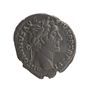 Denarius, Antoninus Pius (86–161; Roman emperor 138–161), issuer. Obverse: Head of Antoninus Pius
