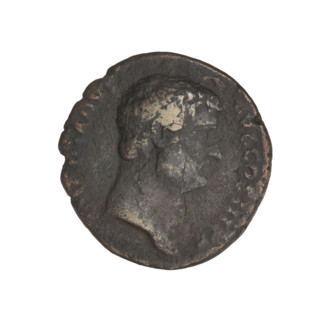 Hadrian (76–138; Roman emperor 117–138); Annona (personification); laurel wreaths; rudders; heads.
