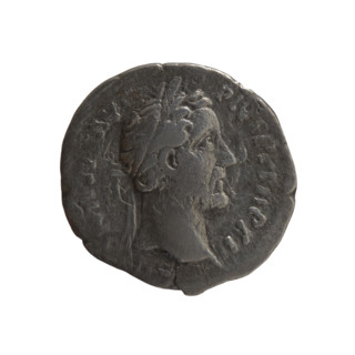 Denarius of Antoninus Pius (86–161; Roman emperor 138–161). Obverse: head of the emperor in a