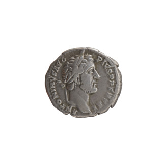 Denarius, Antoninus Pius (86–161; Roman emperor 138–161), issuer; obverse: head of the emperor in a