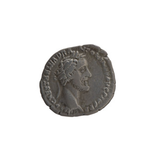 Denarius, Antoninus Pius (86–161; Roman emperor 138–161), issuer; obverse: head of the emperor in a