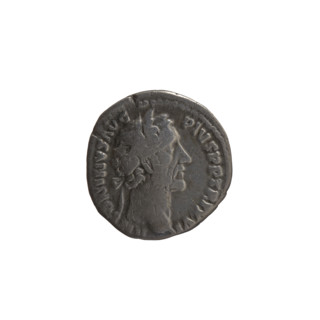 Denarius of Antoninus Pius (86–161; Roman emperor 138–161), issued 152–153. Obverse: head of