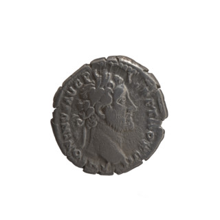 Denarius; issuer: Antoninus Pius (86–161; Roman emperor 138–161). Obverse: Head of the emperor in a