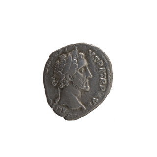 Denarius of Antoninus Pius (r. 138–161). Obverse: Head of Antoninus Pius in a laurel wreath facing