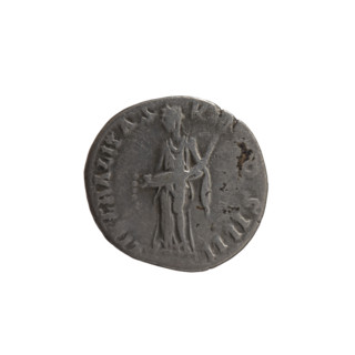 Denarius, Antoninus Pius (86–161; Roman emperor 138–161), issued 153–154. Obverse: head of