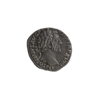 Denarius, Antoninus Pius (86–161; Roman emperor 138–161). Obverse: head of Antoninus Pius in a