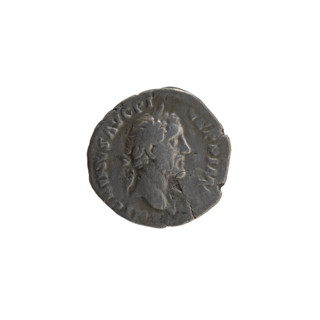 Denarius, Antoninus Pius (86–161; Roman emperor 138–161). Obverse: head of the emperor in a laurel