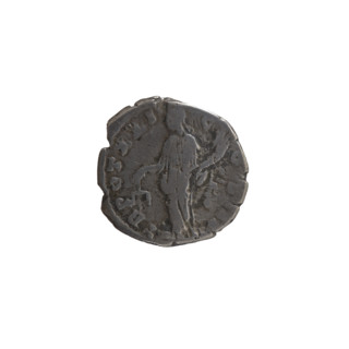 Denarius of Antoninus Pius (86–161; Roman emperor 138–161), issued 157–158. Obverse: head of the
