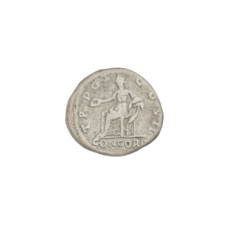 denarius, Aelius (101–138; successor of Hadrian 136–138); Obv.: head of Aelius facing right; rim