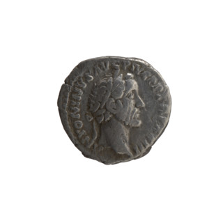 Denarius of Antoninus Pius (86–161; Roman emperor 138–161), dated 159–160. Obverse: Head of