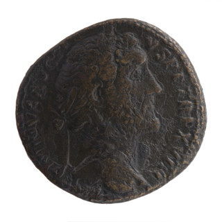 Sestertius, Antoninus Pius (86–161; Roman emperor 138–161), issuer. Obverse: head of the emperor in