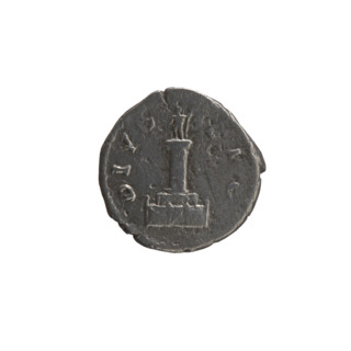 Denarius, posthumous; issuers: Lucius Verus (130–169) and Marcus Aurelius (121–180); obverse: head