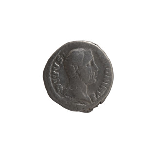 Denarius, Marcus Aurelius (121–180), Lucius Verus (130–169), posthumous Antoninus Pius (86–161);
