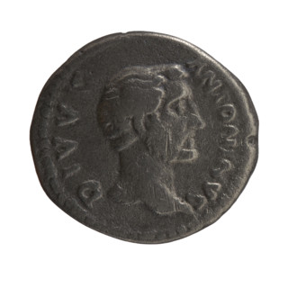 Denarius of Lucius Verus (130–169; Roman emperor 161–169) and Marcus Aurelius (121–180; Roman