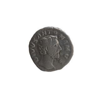 Denarius of Lucius Verus (issuer) and Marcus Aurelius (issuer), honoring Antoninus Pius