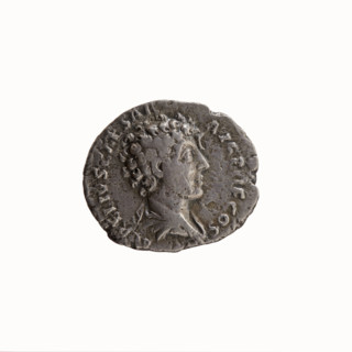 Denarius; obverse: Head of Antoninus Pius without a cap to the right, inscription 'ANTONINVS AVG