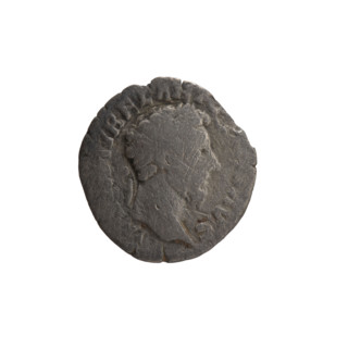 Denarius of Marcus Aurelius (121–180; Roman emperor 161–180). Obverse: Head of Marcus Aurelius with