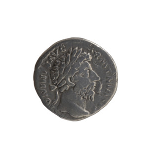 Denarius of Marcus Aurelius (121–180; Roman emperor 161–180). Obverse: Head of Marcus Aurelius with