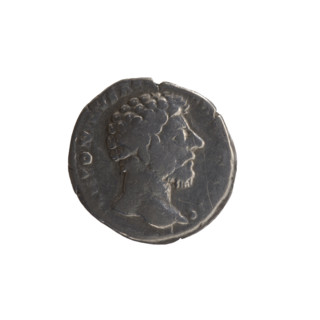 Denarius, Marcus Aurelius (121–180; Roman emperor 161–180) — obverse: head of Marcus Aurelius bare