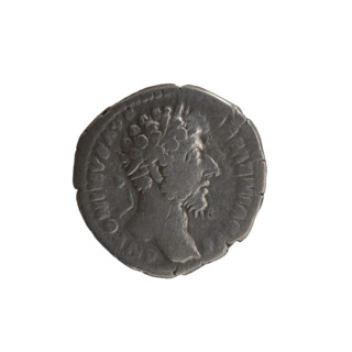 Denarius, Marcus Aurelius (121–180; Roman emperor 161–180) — obverse: Head of Marcus Aurelius with