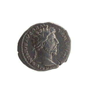 Denarius of Marcus Aurelius (121–180; Roman emperor 161–180). Obverse: head of Marcus Aurelius in a