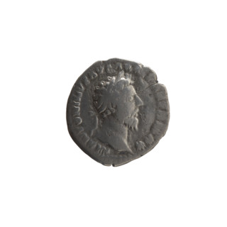 Denarius of Marcus Aurelius (121–180; Roman emperor 161–180). Obverse: head of Marcus Aurelius
