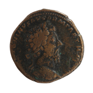 Sestertius of Marcus Aurelius (121–180; Roman emperor 161–180). Obverse: Head of Marcus Aurelius