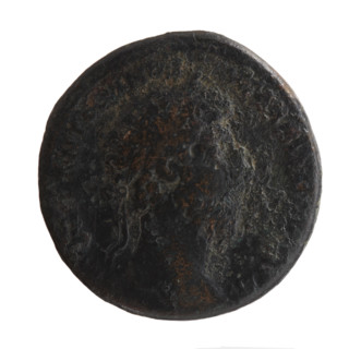 Sestertius of Marcus Aurelius (121–180; Roman emperor 161–180). Obverse: Head of Marcus Aurelius