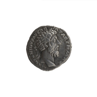 Denarius of Marcus Aurelius (121–180; Roman emperor 161–180). Obverse: Head of Marcus Aurelius with