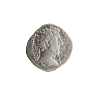 Denarius, Marcus Aurelius (121–180; Roman emperor 161–180), issuer. Obverse: Head of Marcus
