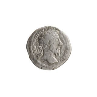 Denarius of Marcus Aurelius (121–180; Roman emperor 161–180). Obverse: Head of Marcus Aurelius with