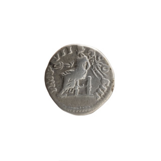 Denarius of Marcus Aurelius (121–180; Roman emperor 161–180), obverse: head of Marcus Aurelius in a