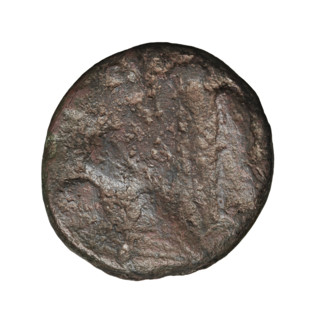 Bronze coin of Phraates V and Musa (3 BC–4 AD). Obverse: bust of Phraates V left, wearing a diadem