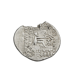 Drachma, Phraates V; obverse: bust of Phraates V wearing a diadem, facing left, with Nike on both