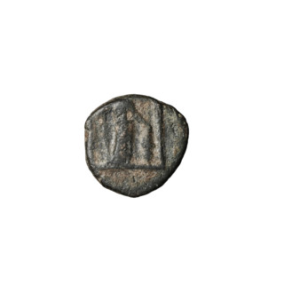 Bronze coin of Artabanos II (king of Parthia; 10–40 AD). Obverse: bust of Artabanos II facing left,