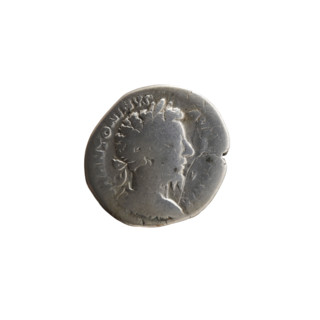 Denarius; Marcus Aurelius (121–180; Roman emperor 161–180), issuer. Obverse: Bust of Marcus