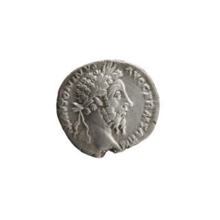 Denarius of Marcus Aurelius (121–180; Roman emperor 161–180). Obverse: Head of Marcus Aurelius with