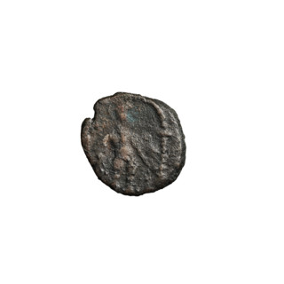 Bronze coin of Vardanes II (55–58). Obverse: frontal head of Vardanes II wearing a tiara. Reverse: