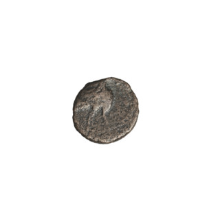 Bronze coin, Mithridates IV (King of the Parthians; 129–140 AD), Parthian Kingdom, Iran; diadem
