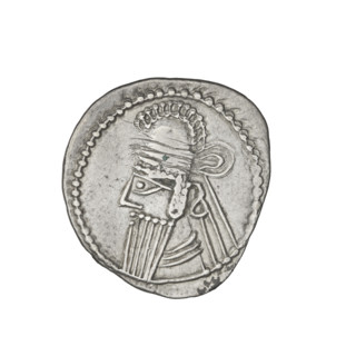 Drachma, Vologases III (105–147). Obverse: head of Vologases III wearing a tiara, the king facing