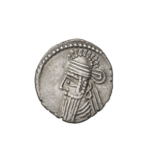 drachma, Vologases III (105–147). Obverse: head of Vologases III wearing a tiara, facing left.