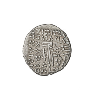 Drachma, Vologases III (105–147). Obverse: head of Vologases III wearing a tiara, facing left.
