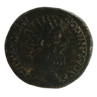 Sestertius, posthumous issue for Marcus Aurelius (121–180; Roman Emperor 161–180) bearing Commodus
