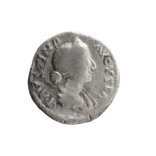 Denarius depicting Faustina the Younger (ca. 130–176), Roman empress (161–176) and Marcus Aurelius
