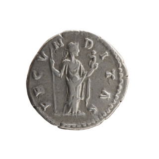 Denarius, Marcus Aurelius (121–180; Roman emperor 161–180) issuer; obverse: draped bust of Faustina