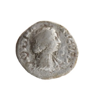 Denarius; Faustina the Younger (ca. 130–176; Roman empress 161–176) and Marcus Aurelius (121–180;