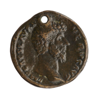 Sestertius (with a hole), Lucius Verus (130–169; Roman emperor 161–169), issuer: Lucius Verus —