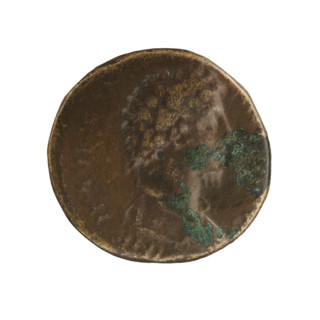 AE. Obv.: IMP MAVRCOM ANTONINVS — Head of Commodus in armor, paludamentum, and laurel wreath facing